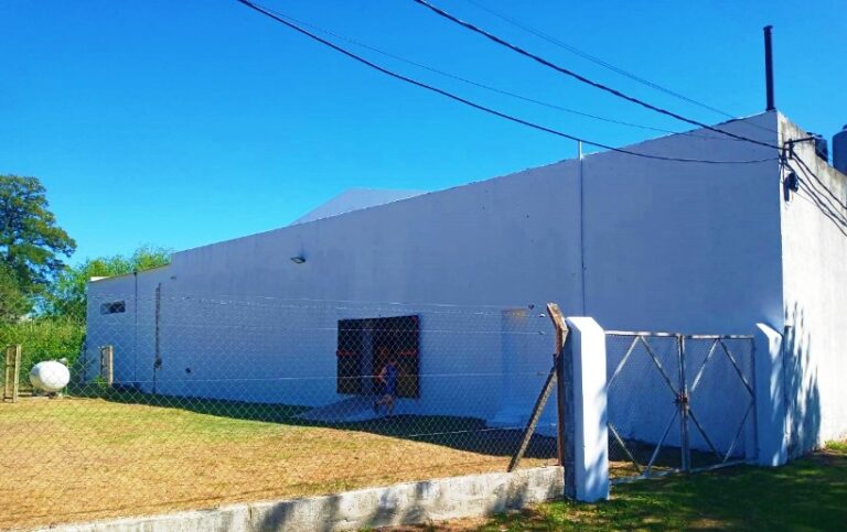 Se realizaron trabajos de pintura en la Escuela de Viña