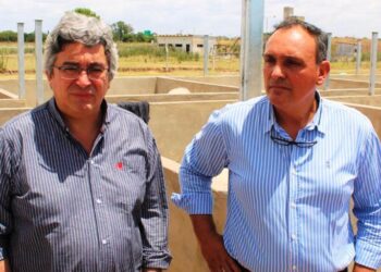 Olaeta y el ministro de Desarrollo Agrario recorrieron el Frigorífico Porcino