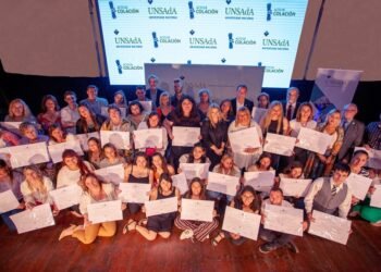 La UNSAdA entregó 52 nuevos diplomas a estudiantes de toda la región