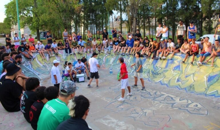 Freestyle: domingo de batallas en Plaza Héroes de Malvinas