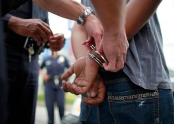 Roban una moto, la encuentran desarmada y detienen al autor