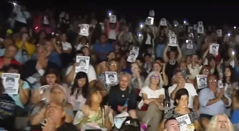 VIDEO. Marcos Di Palma fue a Dolores a apoyar a los padres de Fernando Baez Sosa