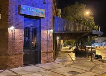 Denunció que le pegaron en patota cuando se fue de un bar