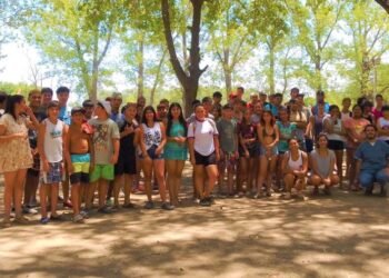 Los chicos del Programa Envión disfrutan el verano en el Camping