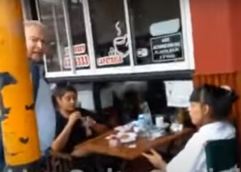 VIDEO “¡Afuera del pueblo, atorrantas!” El intendente de Salto en persona echó a dos mecheras