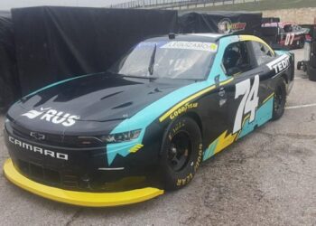 Balta Leguizamón no pudo clasificar en su debut en la NASCAR Xfinity