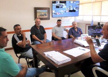 Olaeta se reunió con directivos de Palermo, Obras y Villa