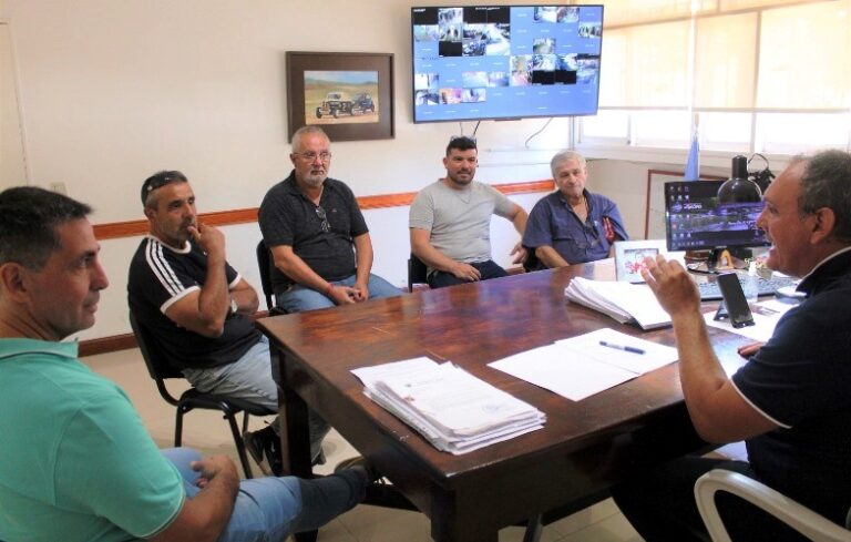 Olaeta se reunió con directivos de Palermo, Obras y Villa