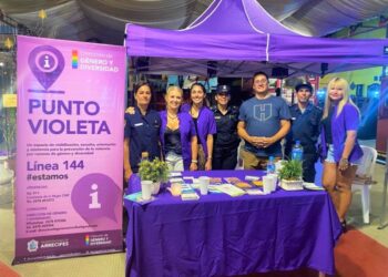 Punto Violeta presente en el Día de la Mujer