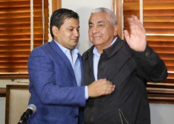 Insólito: Ramón Salazar, intendente interino de San Pedro, trató de “traidor” a su padre por regresar al cargo