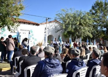 Fue impuesto el nombre de “Islas Malvinas” a la Secundaria 3 de Todd