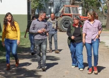 La Escuela Agropecuaria suma prácticas de apicultura