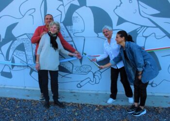 Olaeta participó de la inauguración del Mural del Guernica