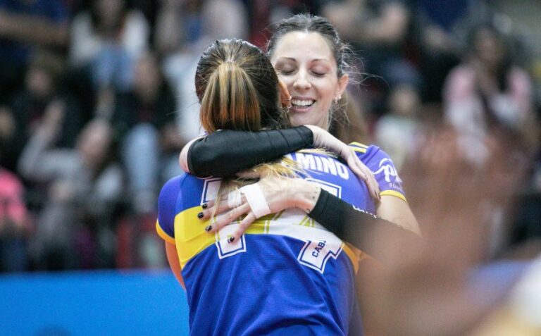 ¡Advertencia! Vicky Zabala tiene alto contenido de éxitos