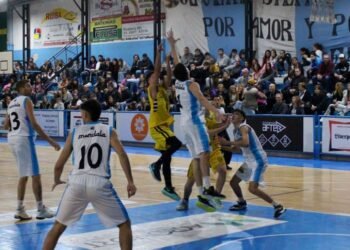 Básquet: Gutiérrez, entonado, visita a uno de los punteros