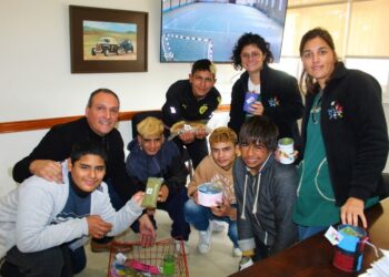 Olaeta recibió a alumnos de la Escuela Especial