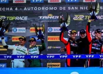 Podio de Josito en Top Race