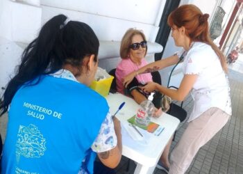 Confuso episodio con la policía en la puerta del Banco Nación