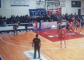 Básquet: Gutiérrez se derrumbó sobre el final