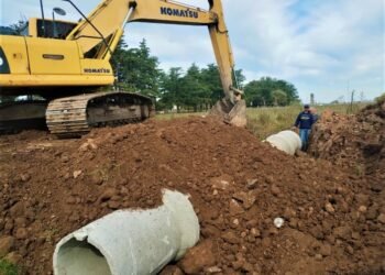 Mejoramiento de caminos rurales en Arroyo Luna