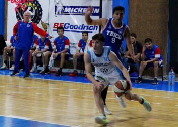 Básquet: Gutiérrez le peleó medio partido al mejor