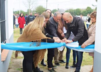 El Municipio inauguró nuevas aulas en Cañada Martha