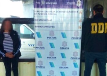 Esclarecieron una estafa, secuestraron elementos y detuvieron a una mujer