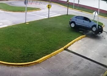 VIDEO. Cuando vas a sacar la licencia de conducir y no estás muy preparada