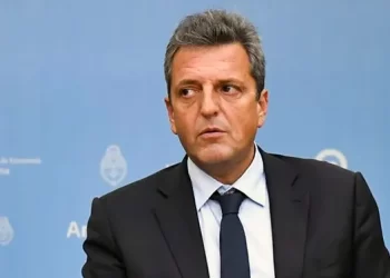 Se bajaron todos y es Massa el único candidato del oificialismo