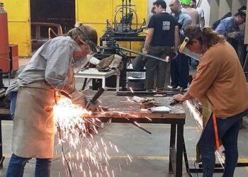 El CFP muestra sus trabajos en la plaza