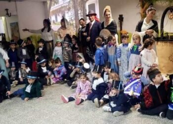 La Escuela Municipal de Danzas en el Jardín 903