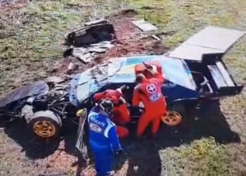 VIDEO. Volcó Matías Canapino