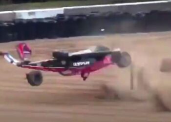 Escalofriante accidente en IndyCar