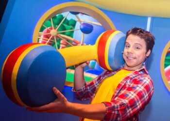 Juanchi, el ídolo de Playground Disney, en la Fiesta del Día del Niño