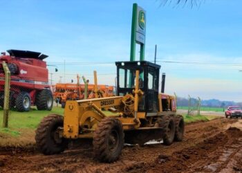 Trabajos en calle Aníbal Troilo