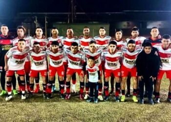 Fútbol local: Villa y Sportsman ganaron y siguen mandando