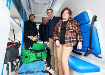 Olaeta recibió una ambulancia y elogió a los dirigentes del Frente de Todos