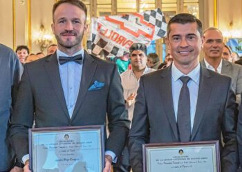 Canapino fue homenajeado junto a Juncos en la Legislatura Porteña