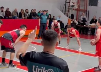 Básquet: con triunfos de Sirio y Comu, cerró la sexta del Clausura