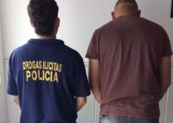 Detuvieron a integrante de la narcobanda que arrojó cocaína desde un avión en Pergamino