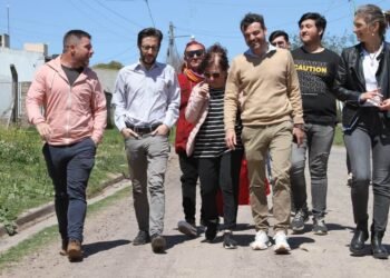 Simone reafirmó el compromiso de construir 100 nuevas viviendas en Arrecifes