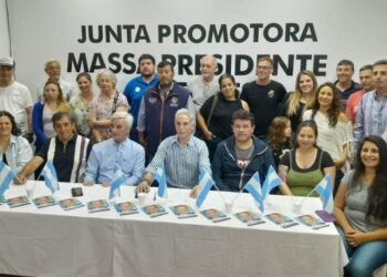 Se conformó la Junta Promotora Massa Presidente