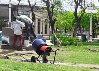 Inauguran el Monumento a la Biblia