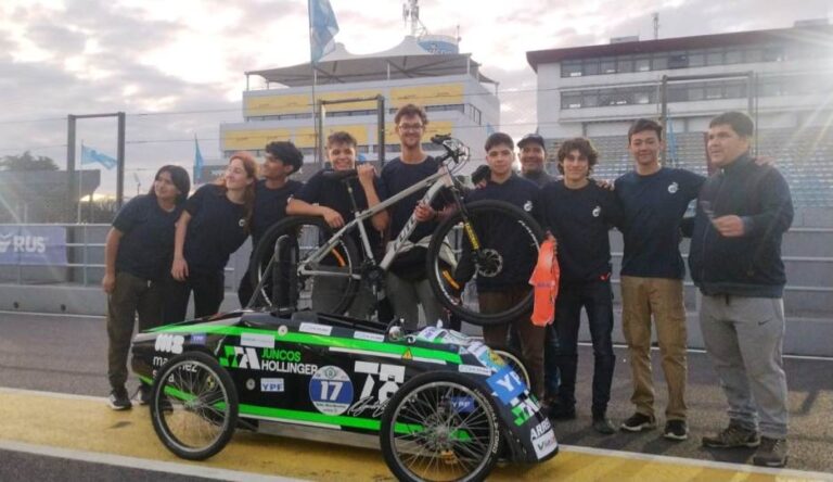 La Escuela Técnica de Arrecifes, felicitada en IndyCar