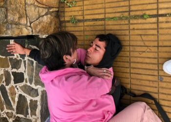 VIDEO. Una enfermera capturó a un ladrón con una toma de karate