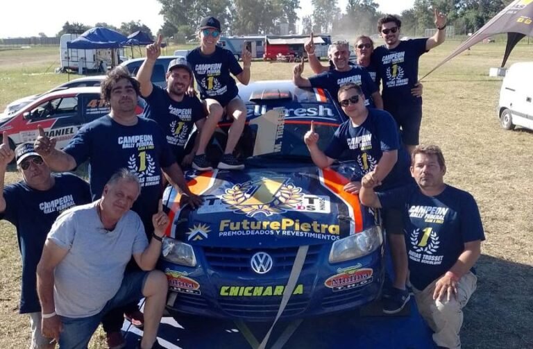 Arrecifeños campeones en rally