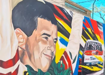 Mural en homenaje a Tito Urretavizcaya en Chacabuco