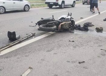 Un agente de policía se encuentra grave tras un accidente