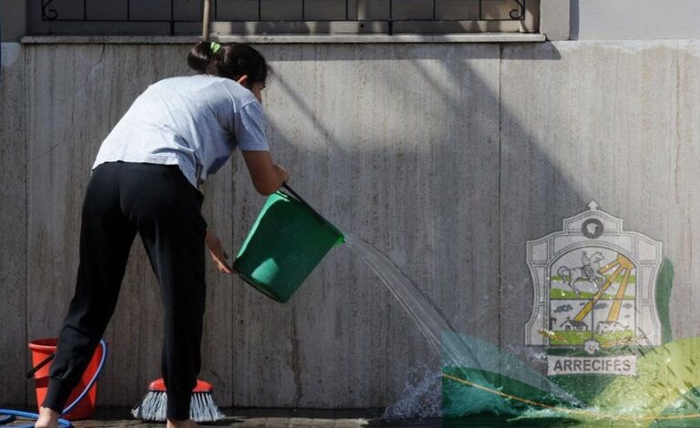 Se quitarán las restricciones de días para el lavado de veredas