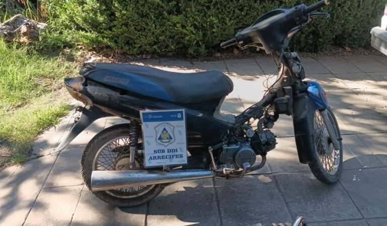 Recuperan moto robada